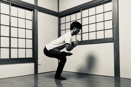 アナトミック骨盤ヨガ　アナ骨